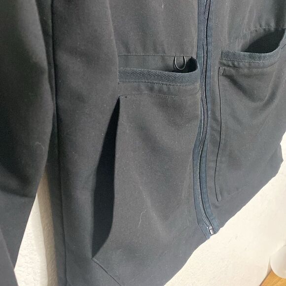 FIGS Technical Collection Men’s Black Scrub Jacket Size M - Picture 6 of 7